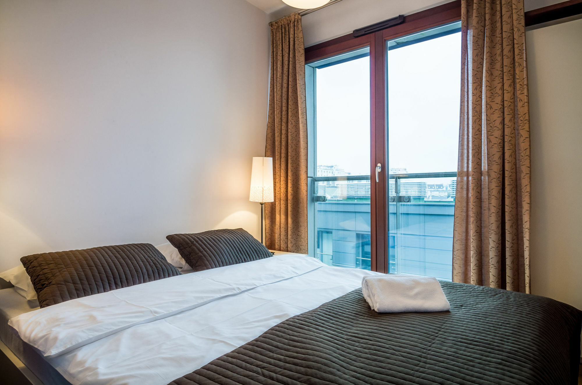 Silver Apartments Варшава Екстериор снимка
