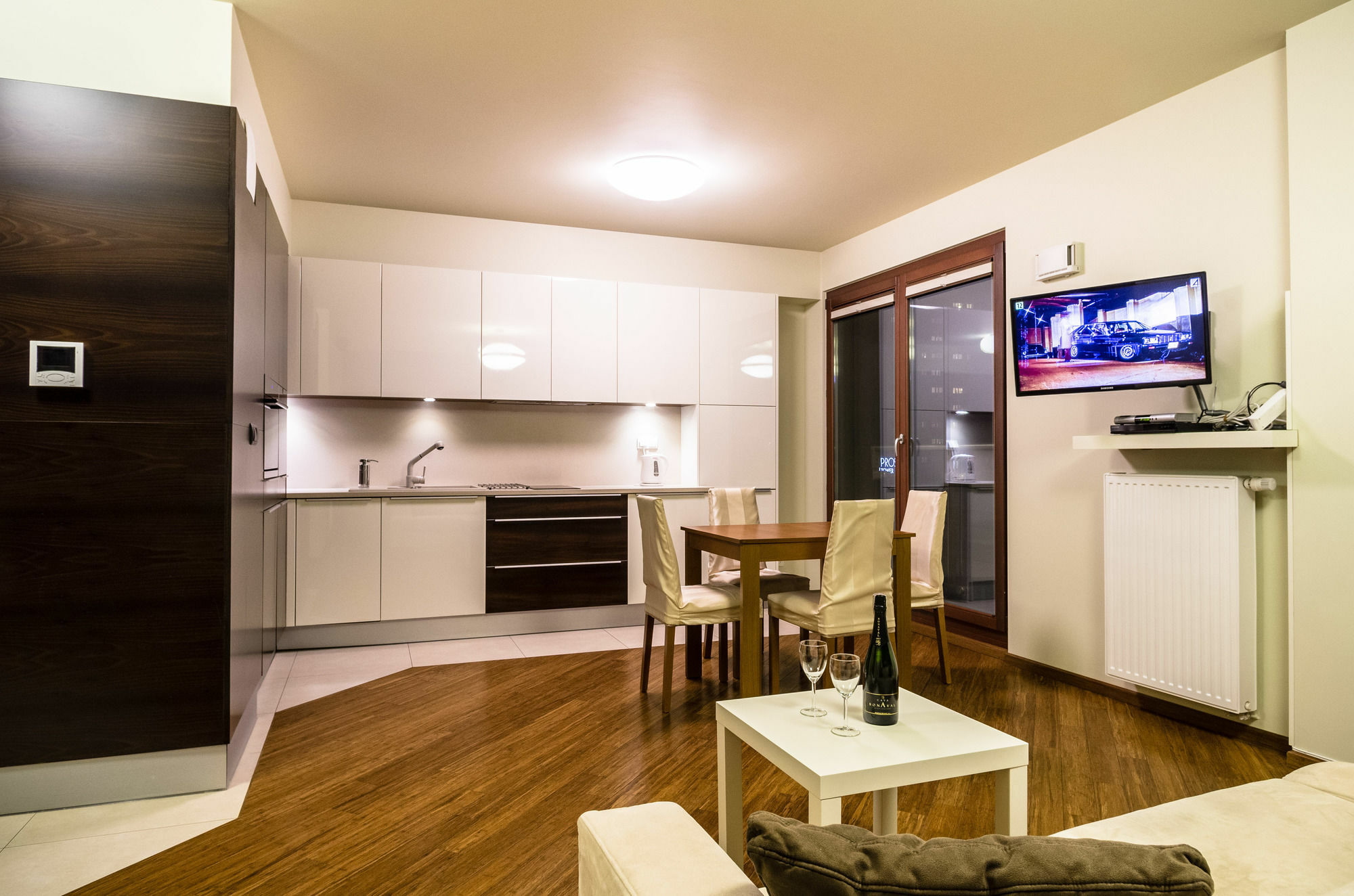 Silver Apartments Варшава Екстериор снимка